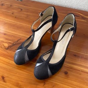 San Marina Genuine Leather T-strap heel 6 eur 36